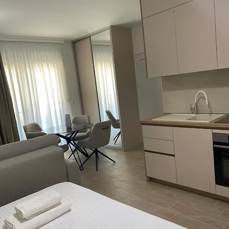 סוטומורה Lux Apartmani Anastasija מראה חיצוני תמונה